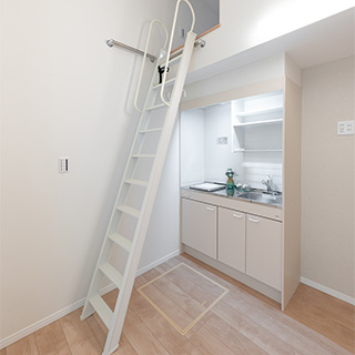 安全ロープ付はしご